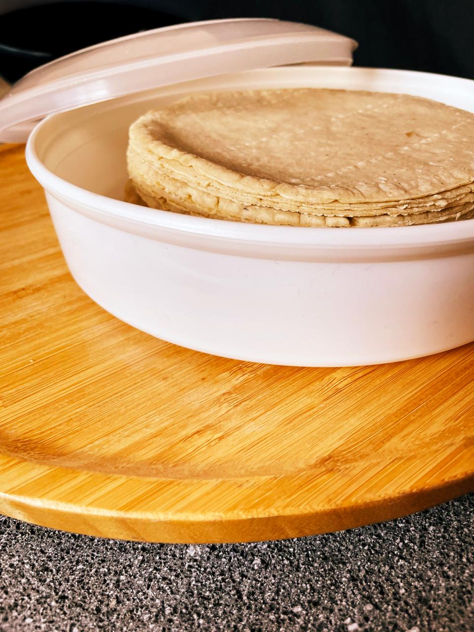 Tortillero de Plastico con tapa 10 Piezas